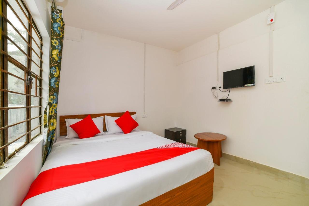 OYO 40893 Hotel Lotus Guwahati Buitenkant foto